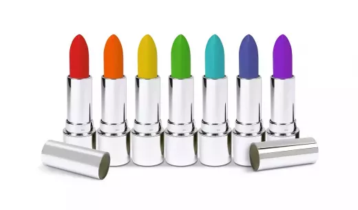 Bold and Bright: 5 Lipstick Shades to Add a Pop of Color to Your Look
